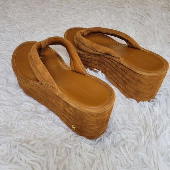 GUC Veronica Beard Sandals - Picture 10 of 15